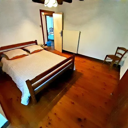 Hébergement de vacances Maison De 3 Avec Jardin Clos Et Wifi A *